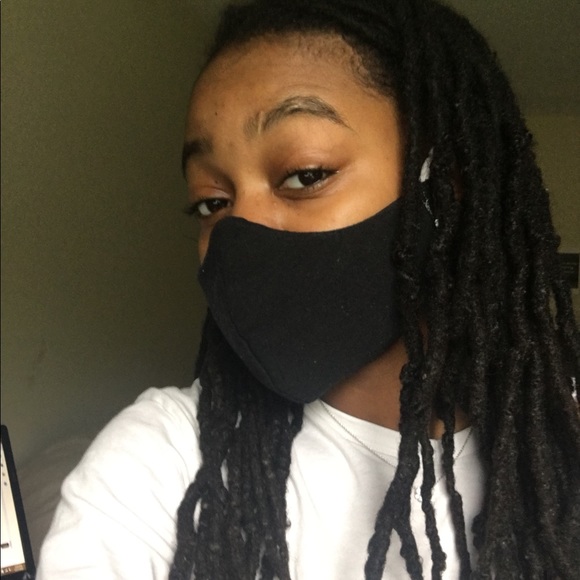 FACE MASK - Picture 2 of 5